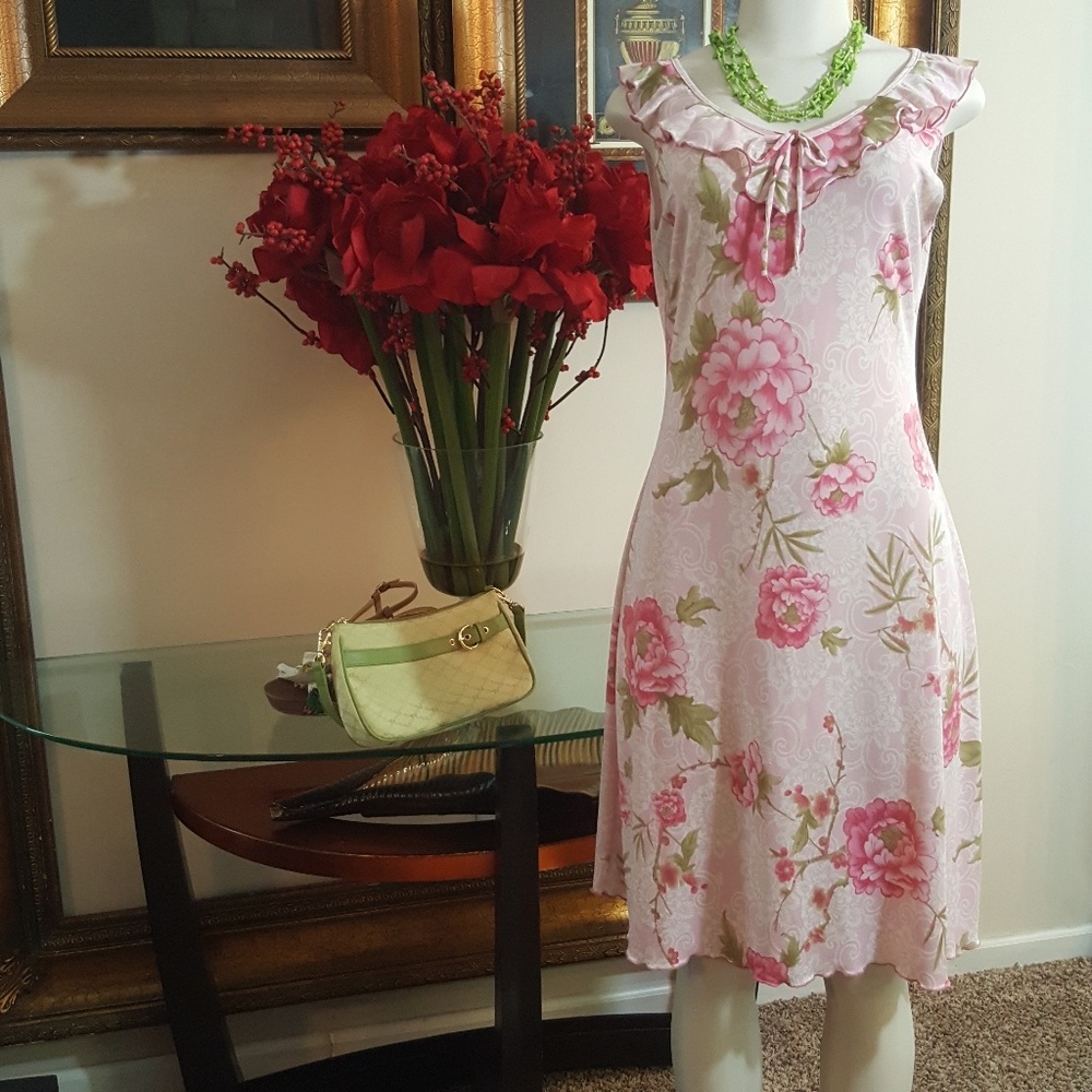 Gorgeous Sundress Size Small🛍
